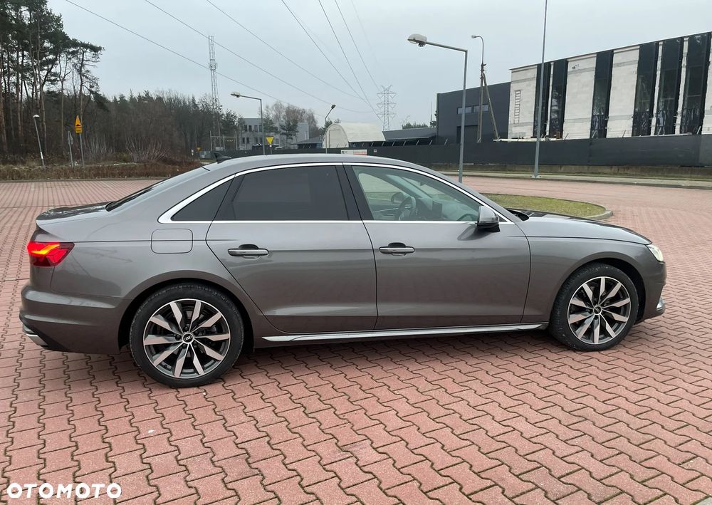 Audi A4 Limousine 35 TFSI mHEV S tronic - 4