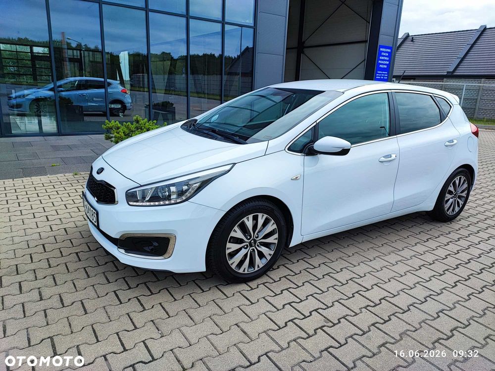 Kia Ceed - 1