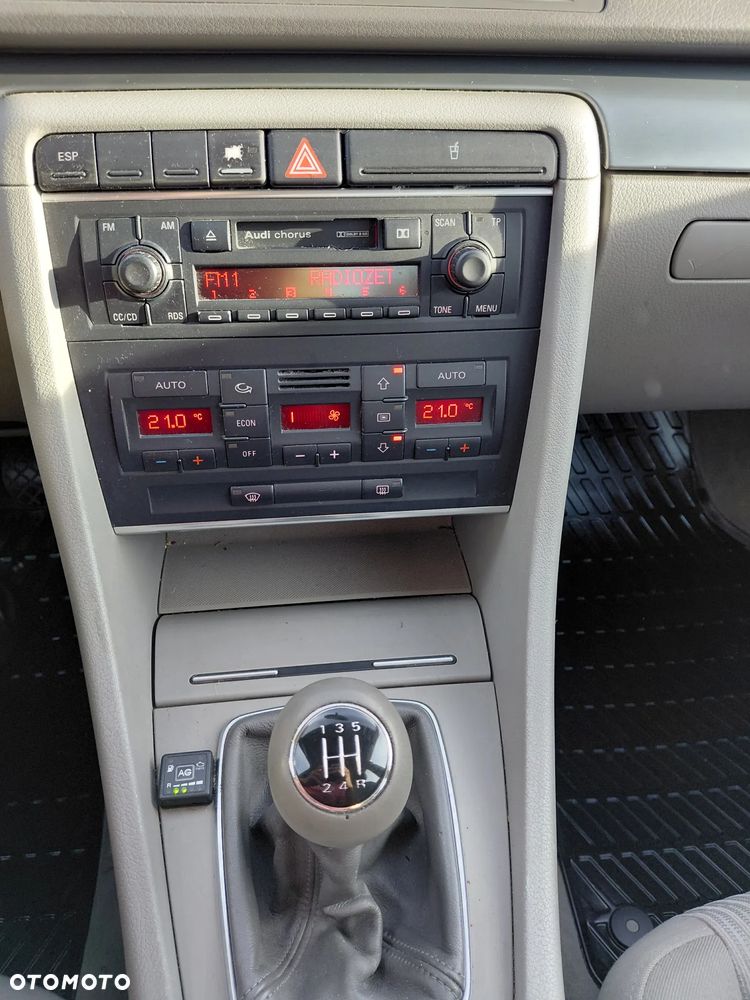 Audi A4 Limousine - 7