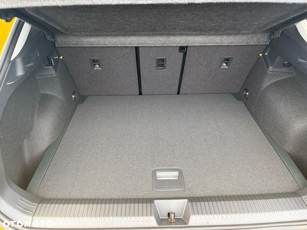 Volkswagen T-Roc 1.5 eTSI Life DSG - 11