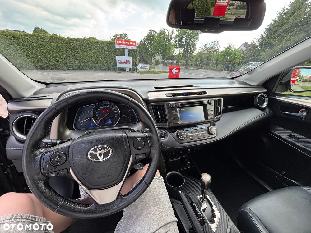 Toyota RAV4 - 21
