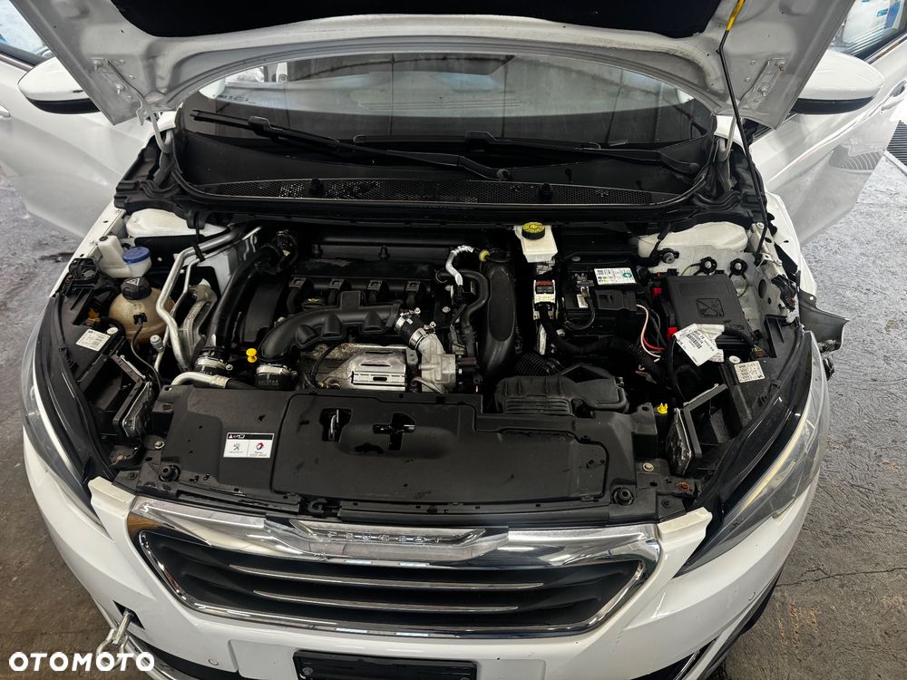 Peugeot 308 1.6 THP Active - 13