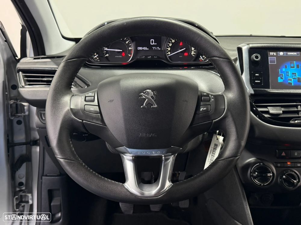 Peugeot 208 1.2 PureTech Style - 23