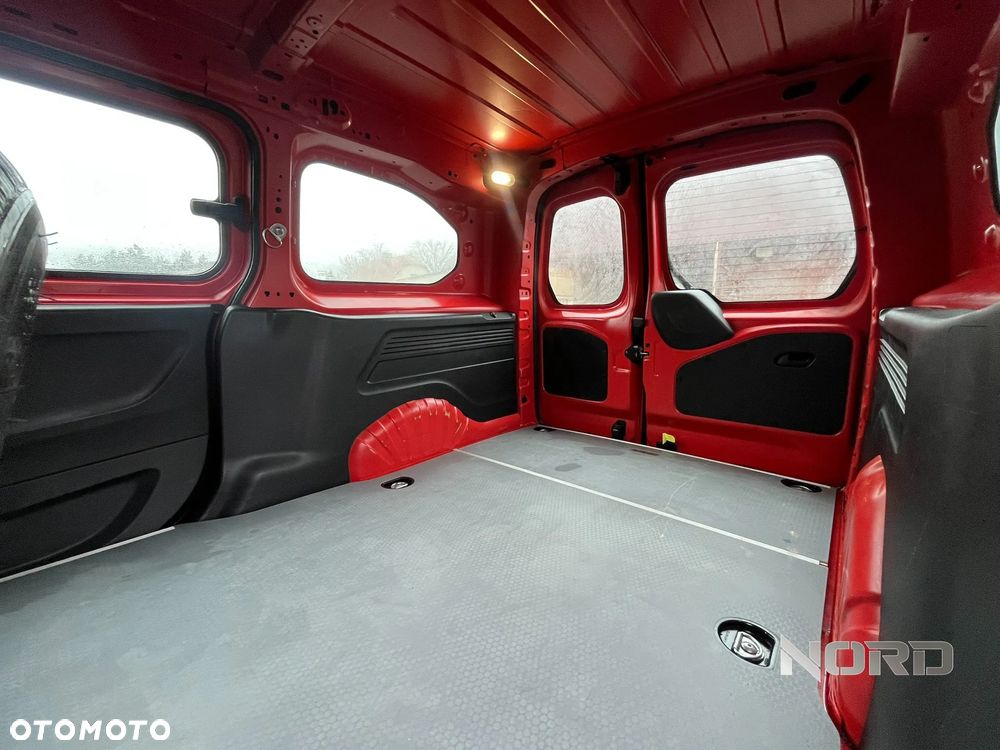 Peugeot Partner 1.5 4x4 Long Premium - 17