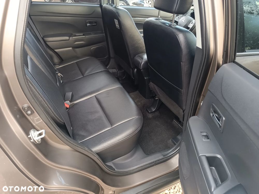 Mitsubishi ASX 1.8 DI-D 2WD Inform - 30