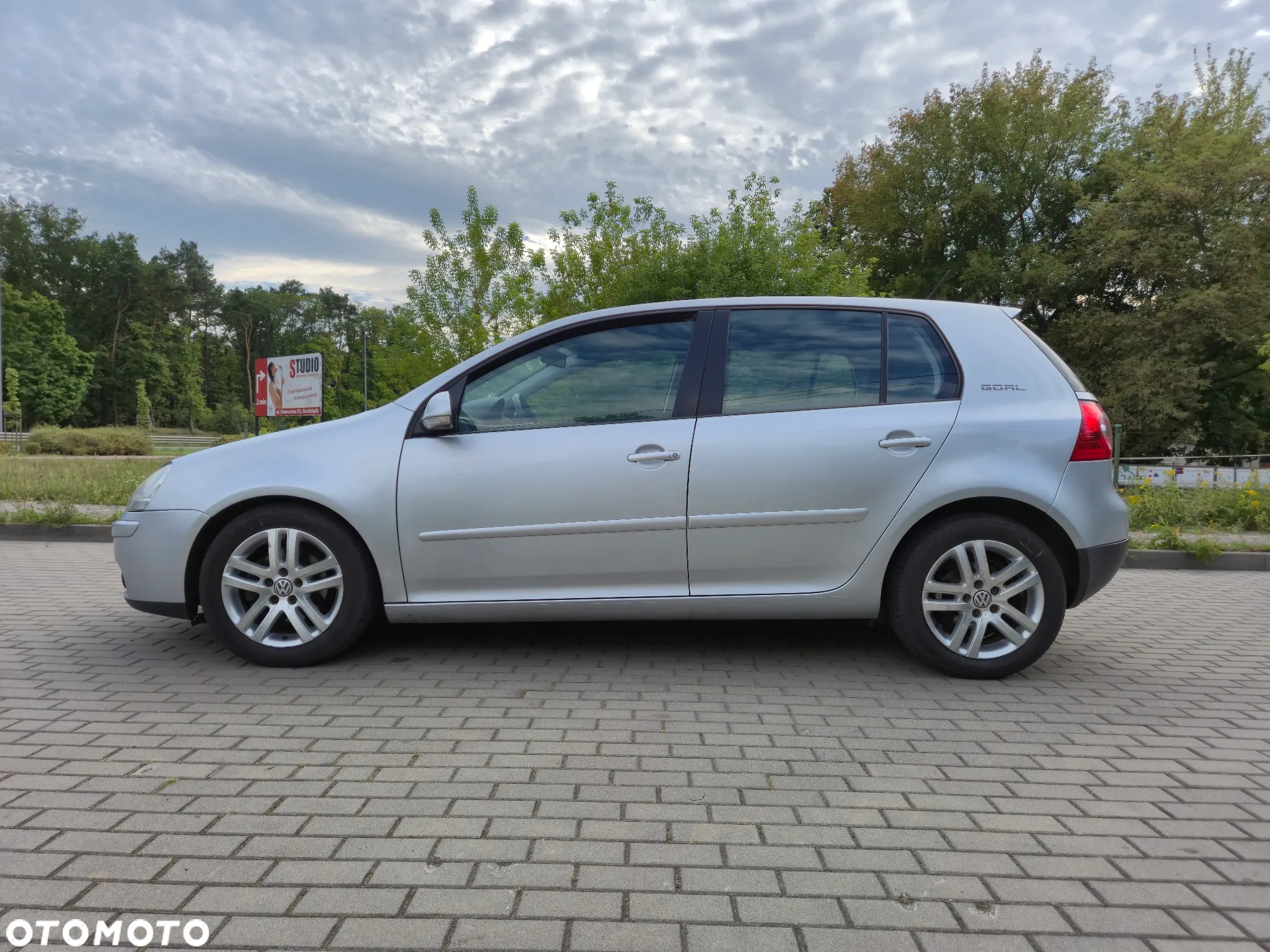 Volkswagen Golf V 1.6 FSI Comfortline - 3