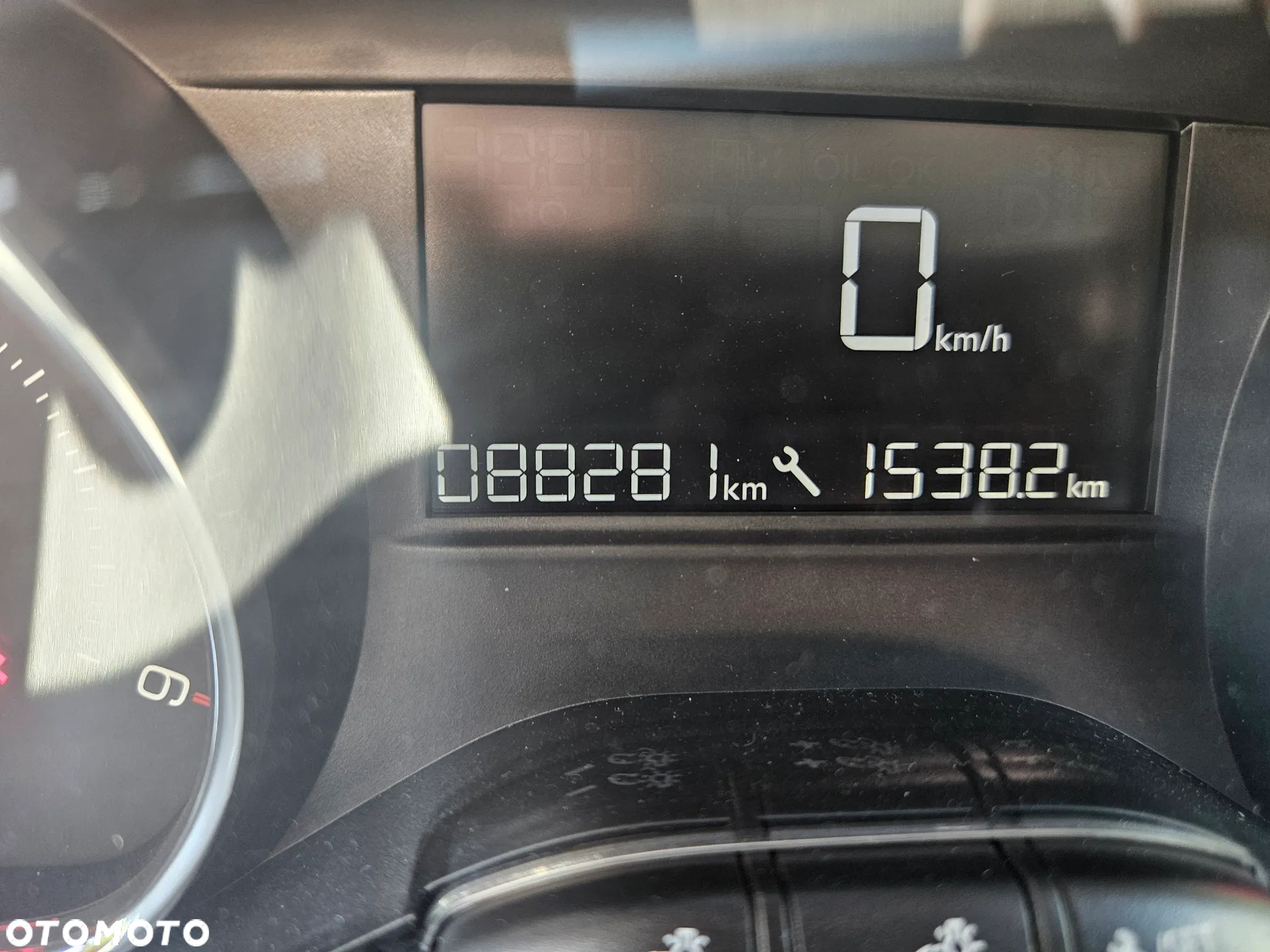 Peugeot 208 1.4 HDi Access - 4