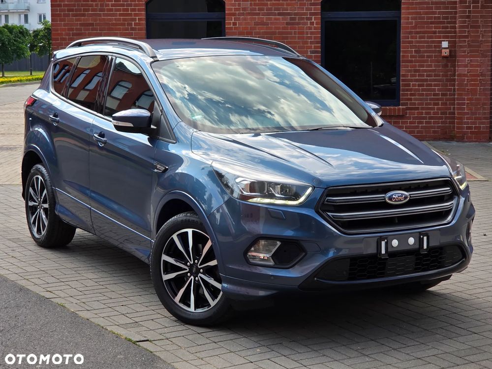Ford Kuga 1.5 EcoBoost 2x4 ST-Line - 1