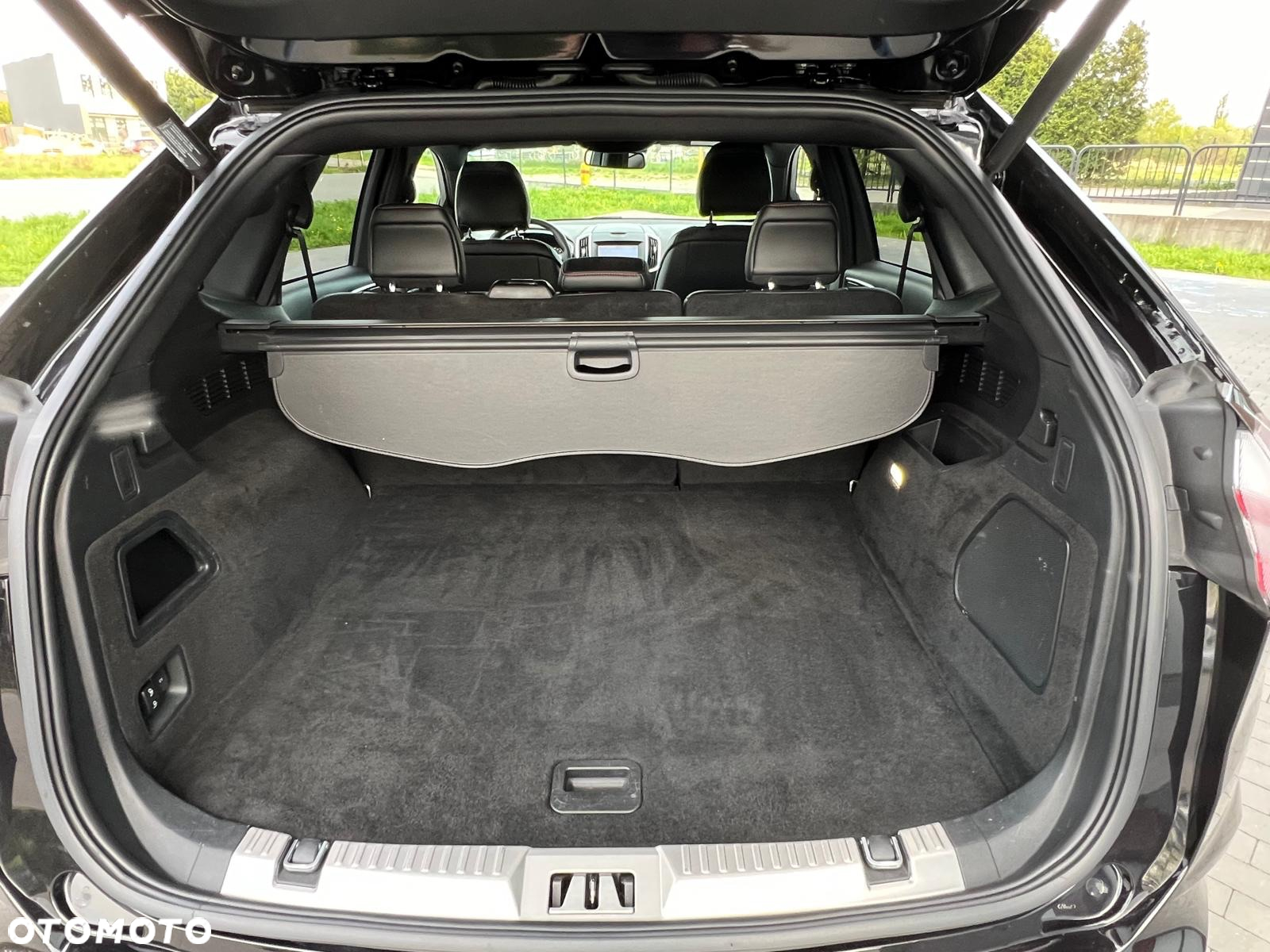 Ford Edge 2.0 EcoBlue Bi-Turbo 4x4 ST-LINE - 19
