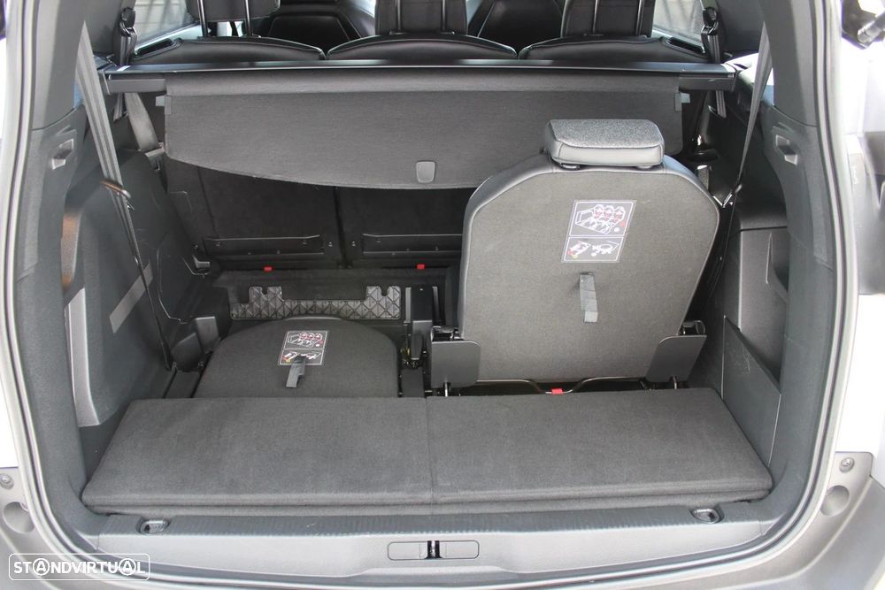 Peugeot 5008 1.5 BlueHDi Allure Pack EAT8 - 23