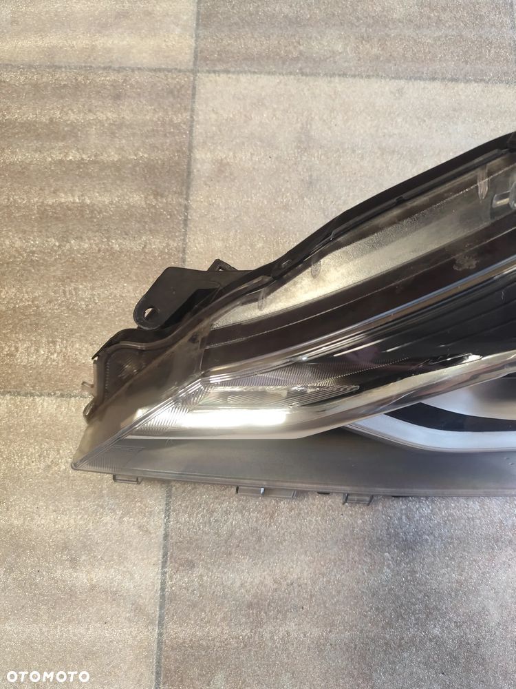 Reflektor Lewy Toyota Yaris 2017-2020 6 PINÓW Bez Ledu - 6