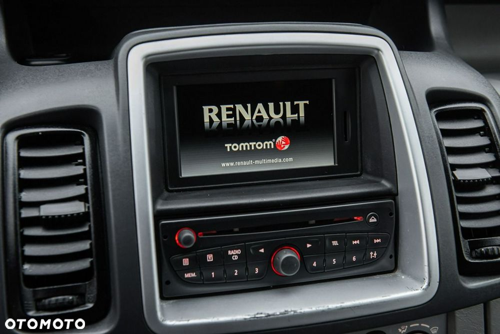 Renault Trafic - 16