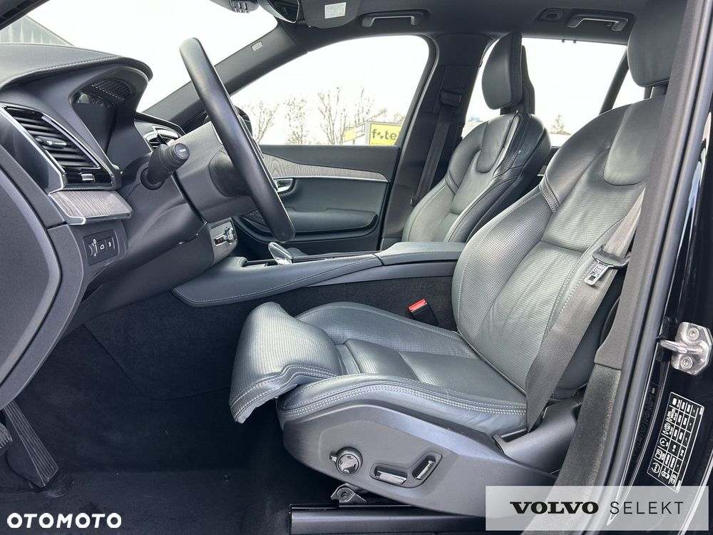 Volvo XC 90 - 13