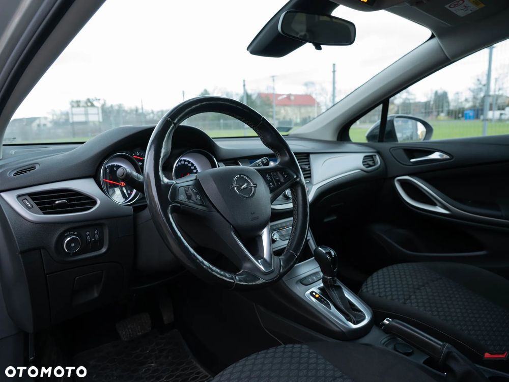 Opel Astra 1.4 T Edition S&S - 15