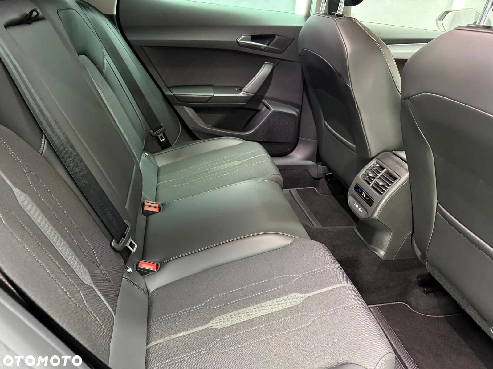 Cupra Formentor 1.5 TSI DSG - 31