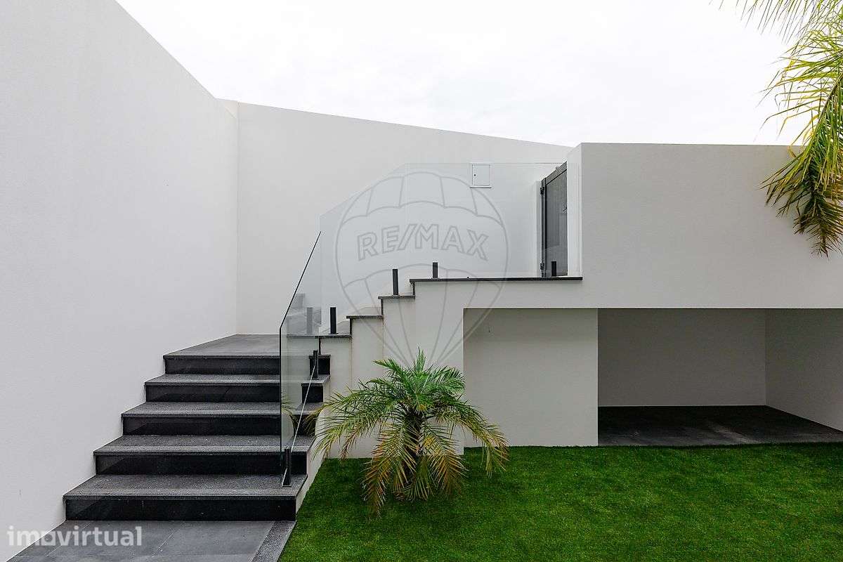 Moradia T4 para venda - Grande imagem: 4/50