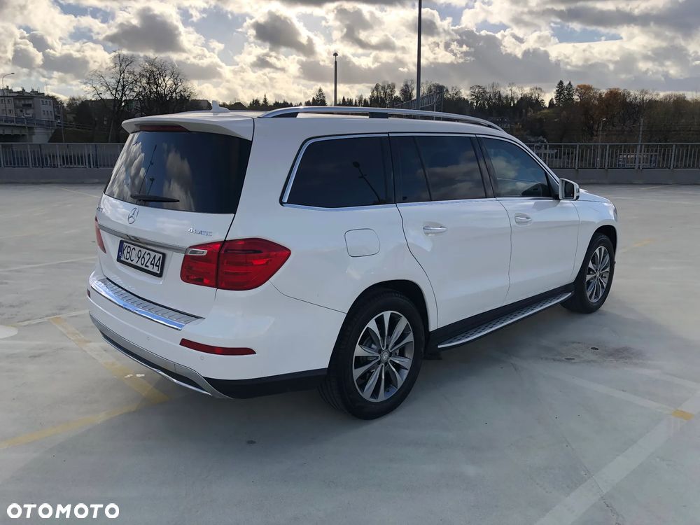 Mercedes-Benz GL 400 4Matic 7G-TRONIC - 13