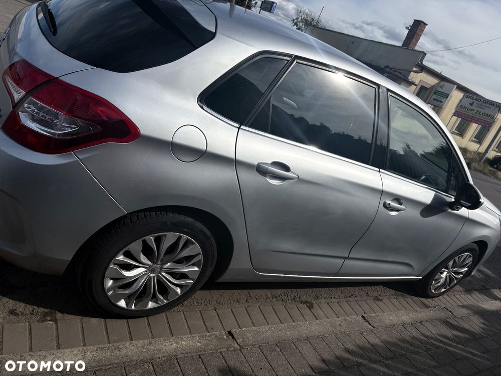 Citroën C4 HDi 90 Attraction - 5