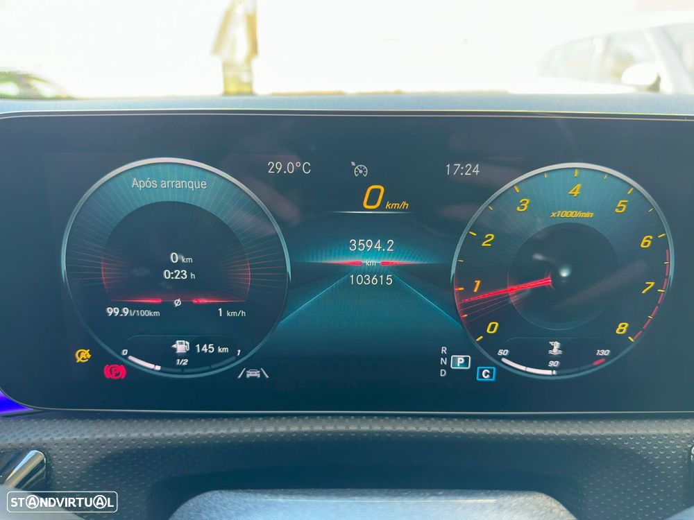 Mercedes-Benz CLA 200 - 16