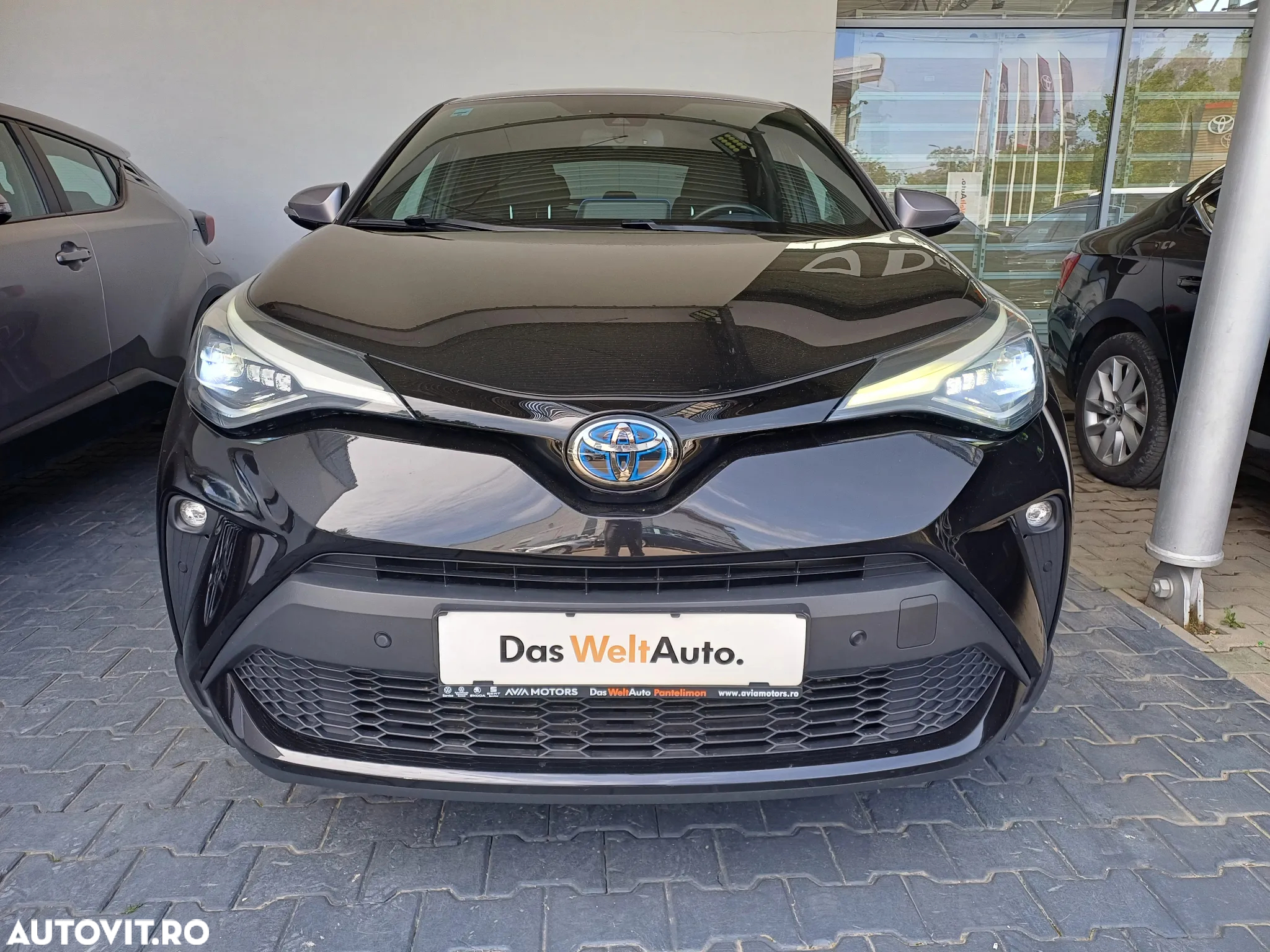 Toyota C-HR 2.0 HSD 184 CP 4x2 CVT Classy Bi-Tone - 35