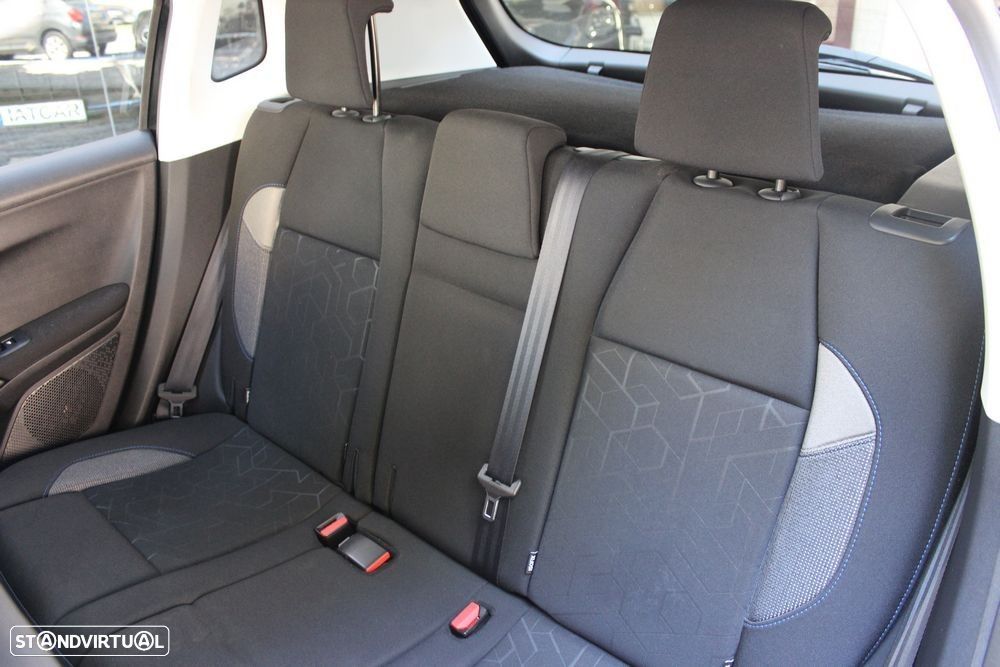 Peugeot 2008 1.2 PureTech Active - 20