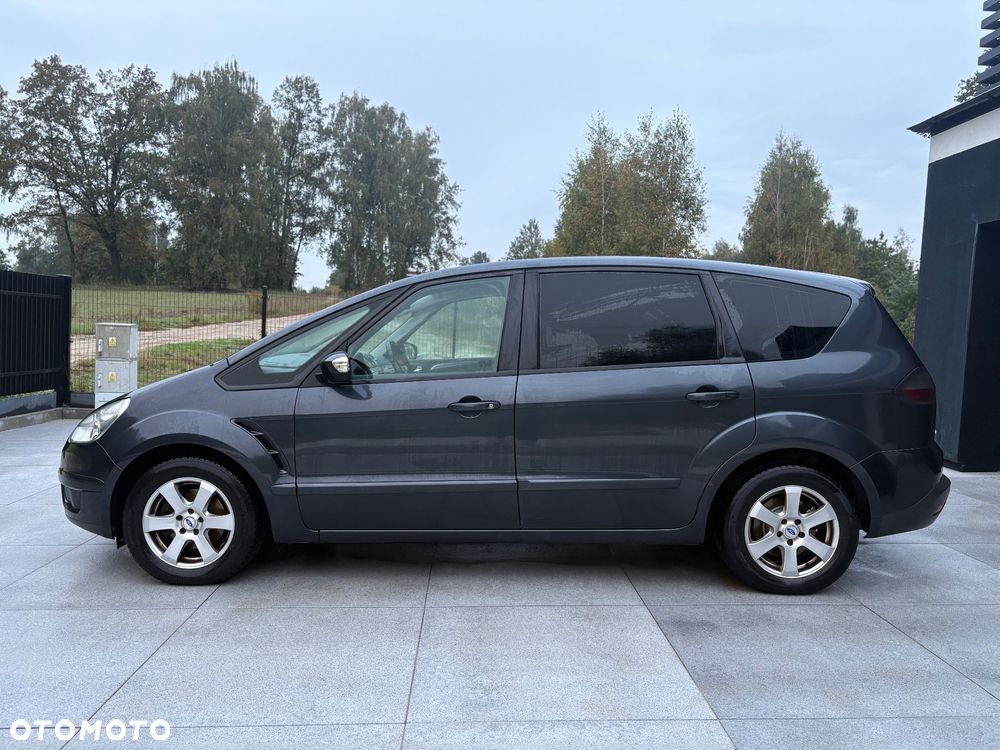 Ford S-Max - 16