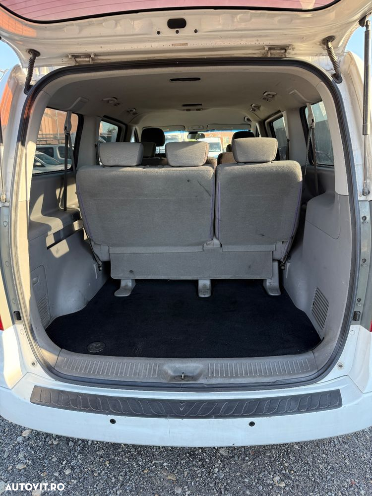 Hyundai H-1 Starex - 7