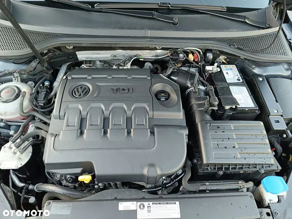Volkswagen Passat - 37