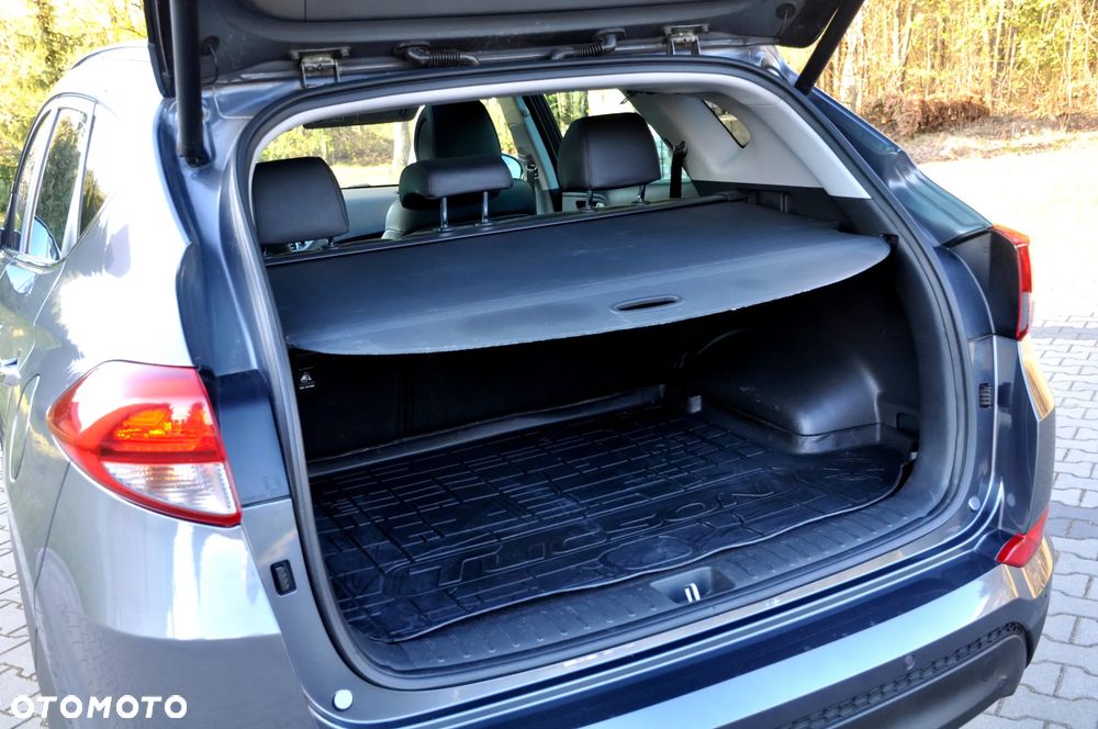 Hyundai Tucson blue 1.7 CRDi 2WD DCT Premium - 28