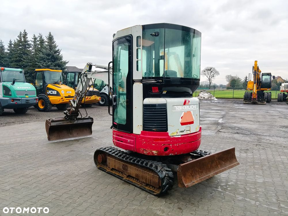 Takeuchi TB23R - 4