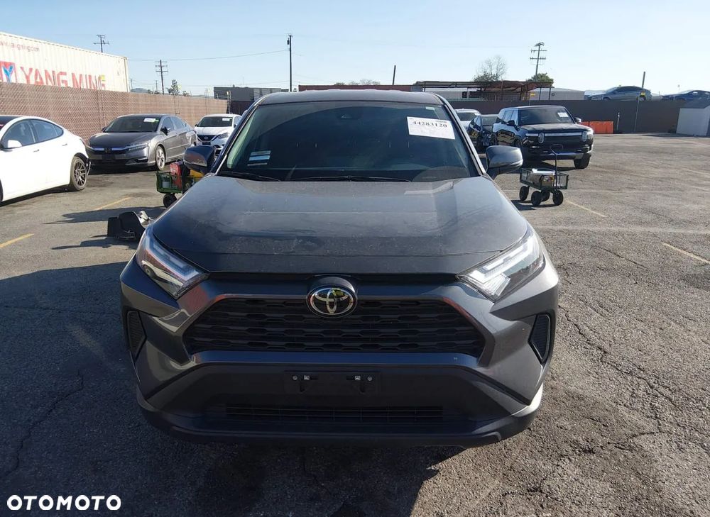 Toyota RAV4 - 2