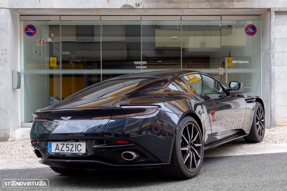 Aston Martin DB11 Coupé V8 Auto - 5