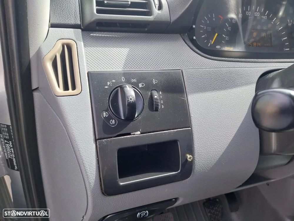 Mercedes-Benz Vito 115 CDi/32 6L - 6