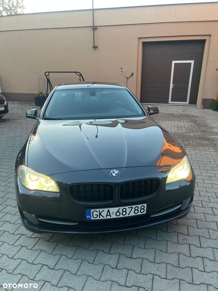 BMW Seria 5 528i xDrive - 3