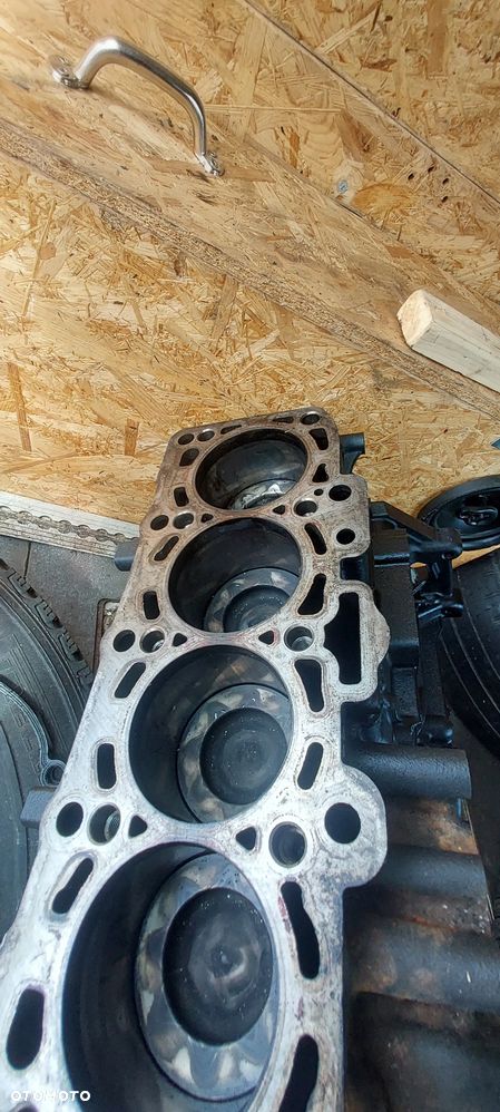 Blok dół silnika vw t5. 1 CFCA - 2