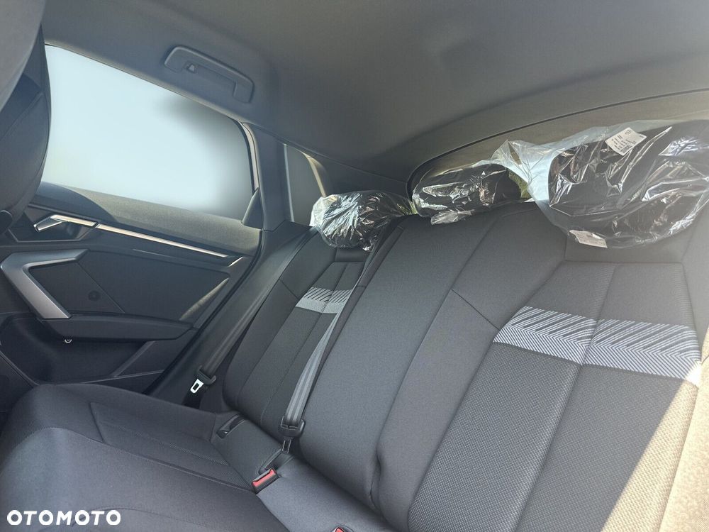 Audi A3 Sportback - 16