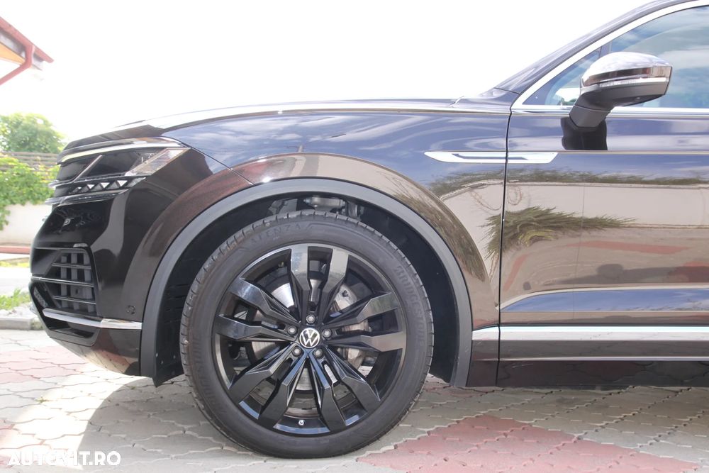 Volkswagen Touareg V6 TDI R-Style - 32