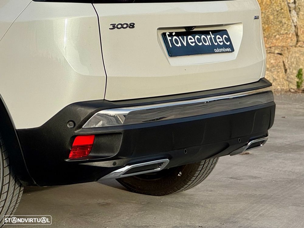 Peugeot 3008 1.2 PureTech Allure Grip Control EAT6 - 24