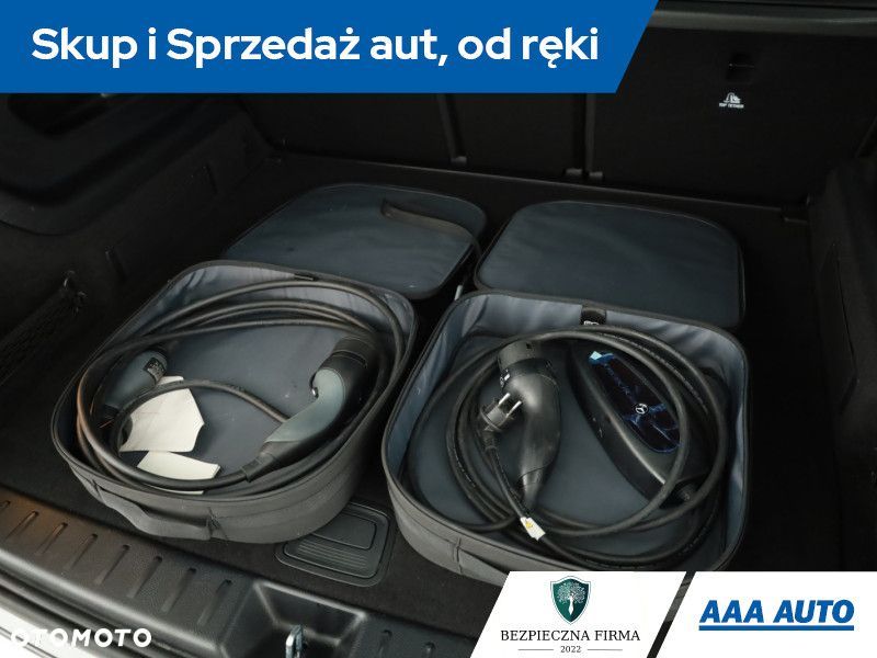 Mercedes-Benz EQB - 15