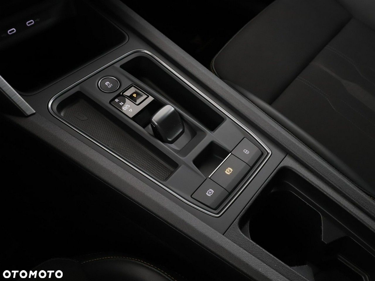 Cupra Formentor VZ 1.4 e-Hybrid DSG - 34
