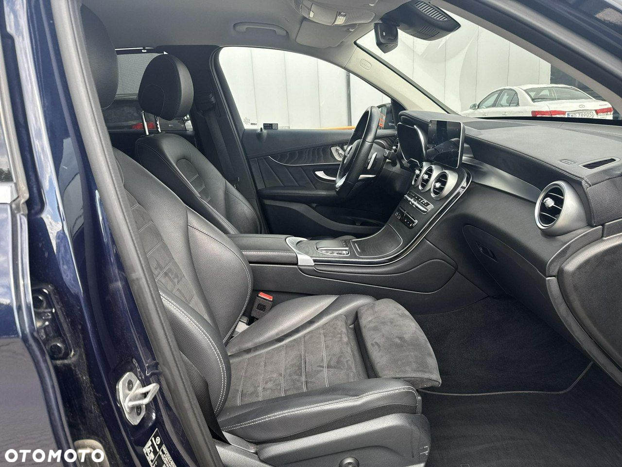 Mercedes-Benz GLC - 20