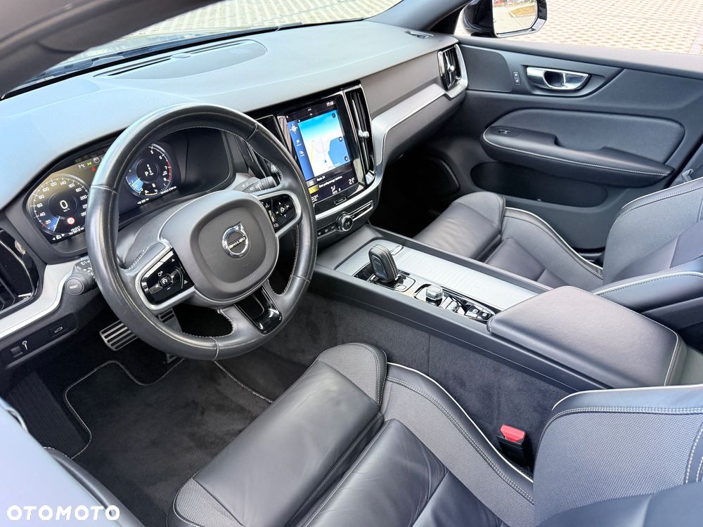 Volvo S60 T4 R-Design - 14