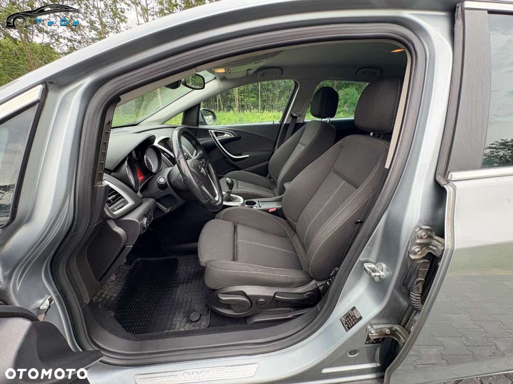 Opel Astra 2.0 CDTI Cosmo - 12