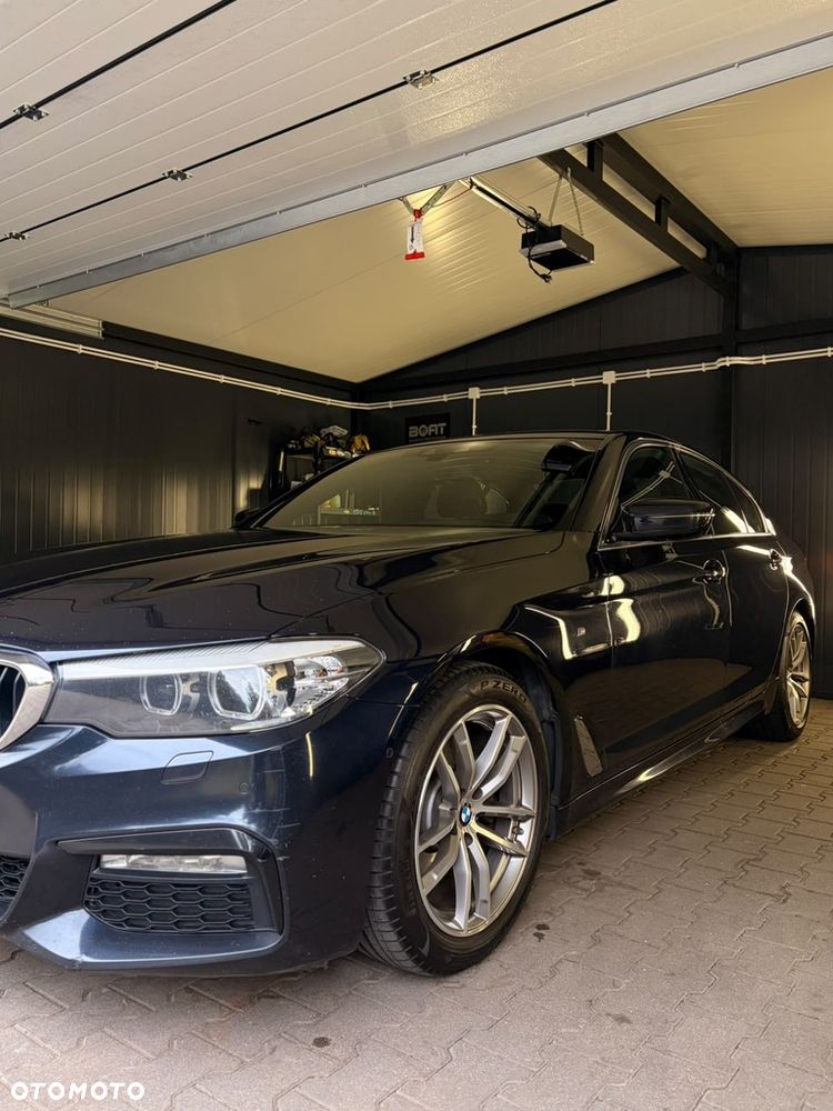 BMW Seria 5 520d M Sport - 3
