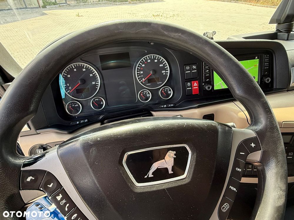 MAN TGX 26.420 / KONTENER / WINDA / 8.5 M DŁUGOŚCI / 21 EUROPALET / 6x2 / 3 OŚ PODNOSZONA I SKRĘTNA / ŁADOWNOŚĆ 14 415 KG / 2018 ROK / Z NIEMIEC - 21