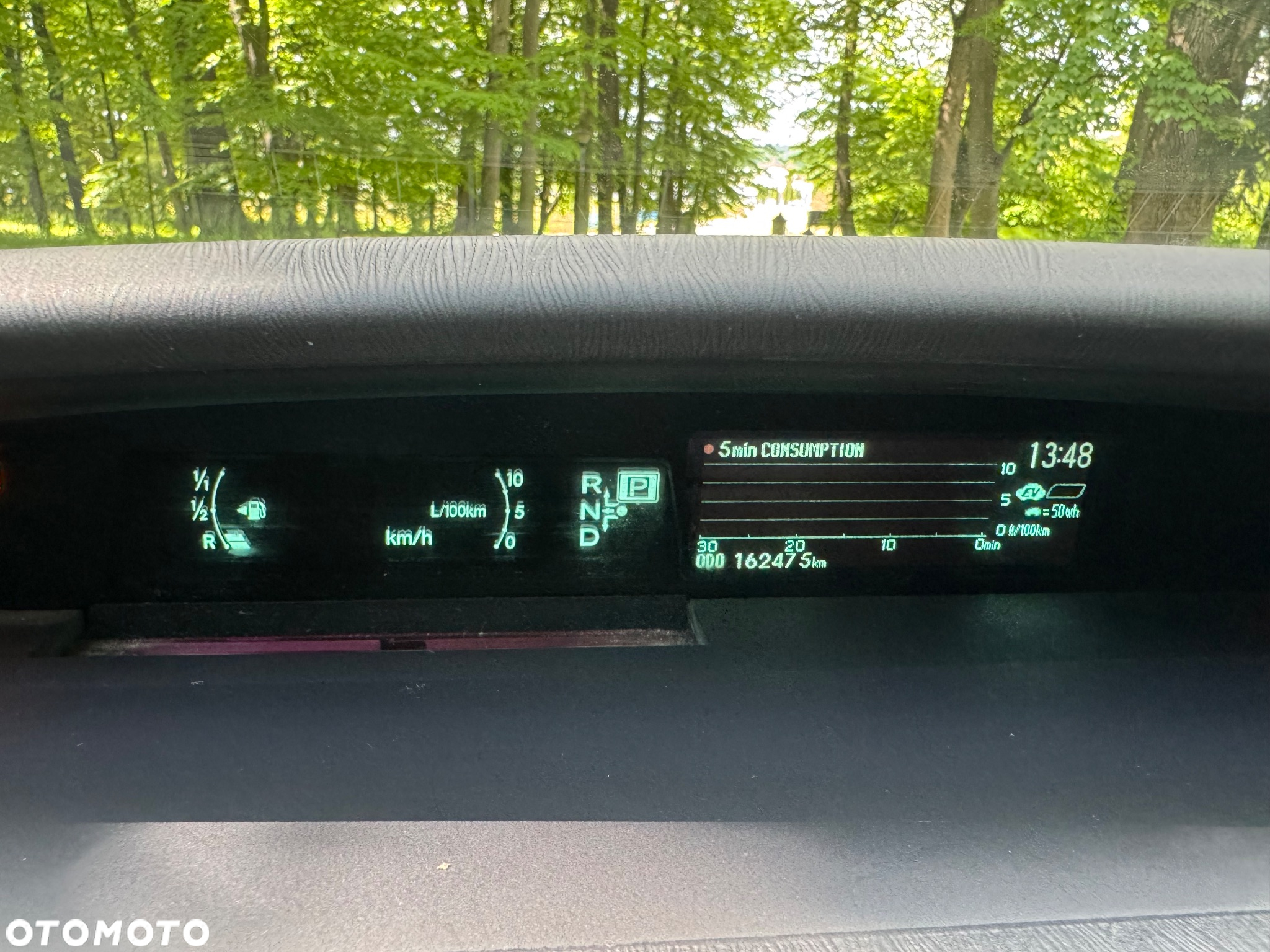 Toyota Prius 1.8 HSD Prestige - 9
