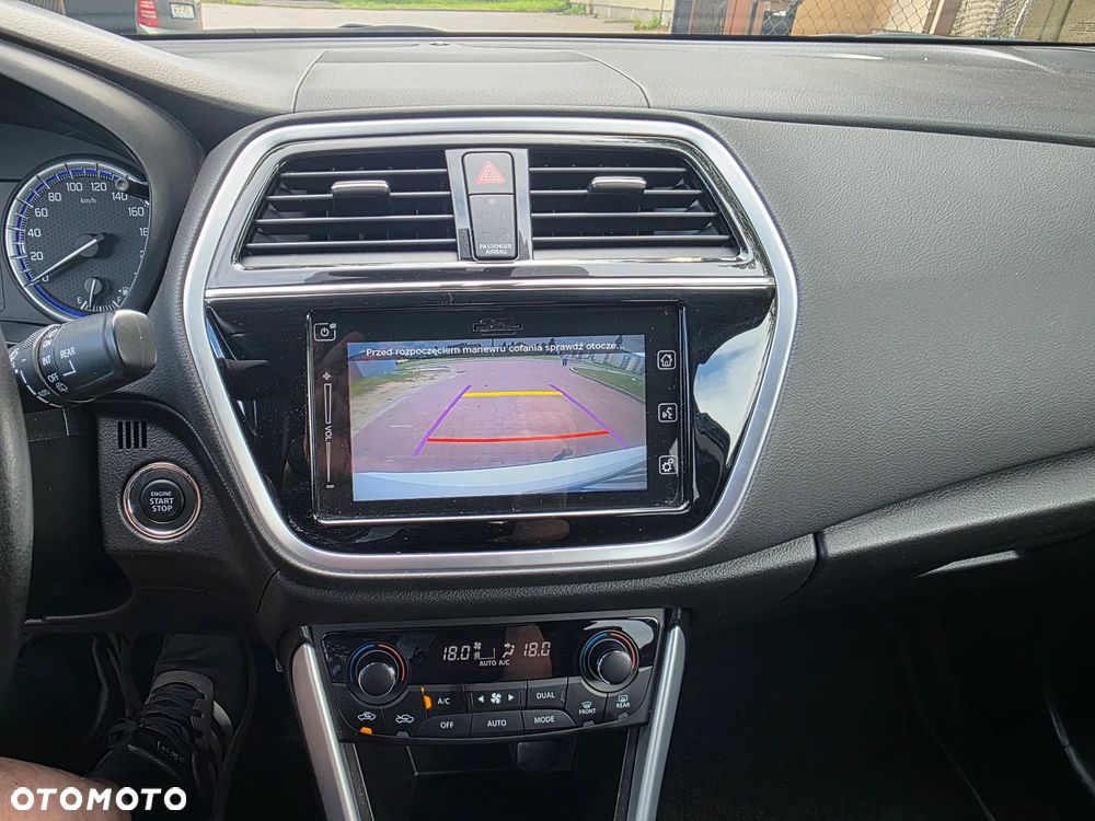 Suzuki SX4 S-Cross 1.4 T Premium - 35