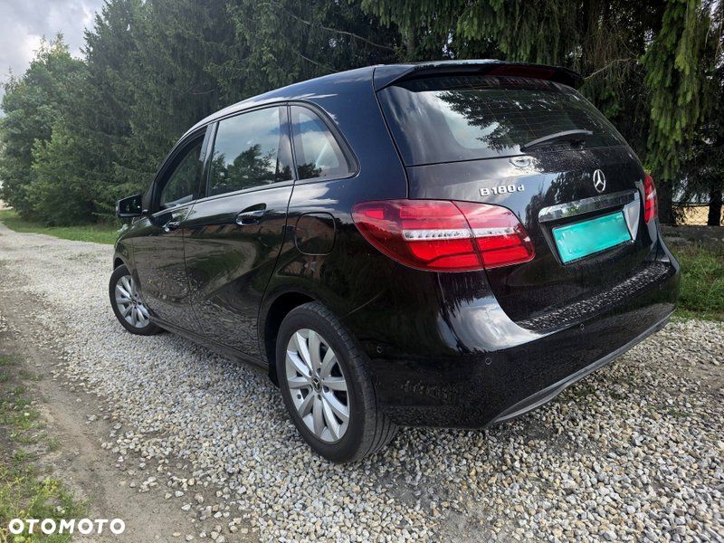 Mercedes-Benz Klasa B 180 d 7G-DCT Edition - 8