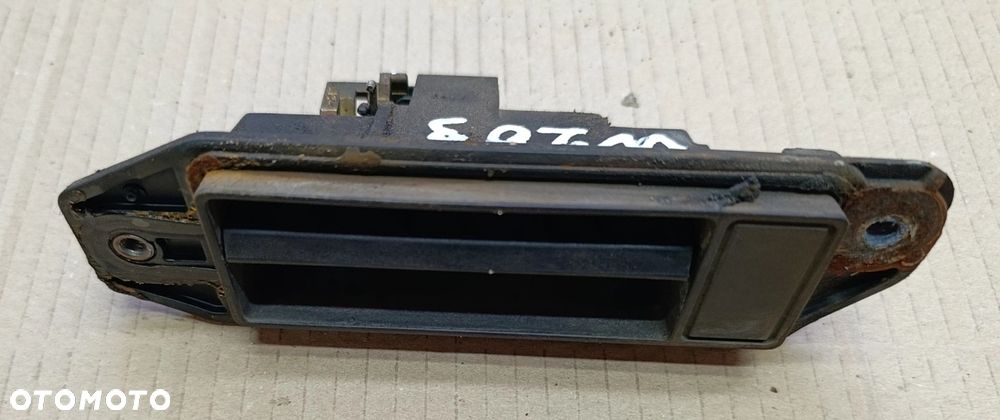 W203 klamka klapy tył C klasa Mercedes A 203 740 - 1