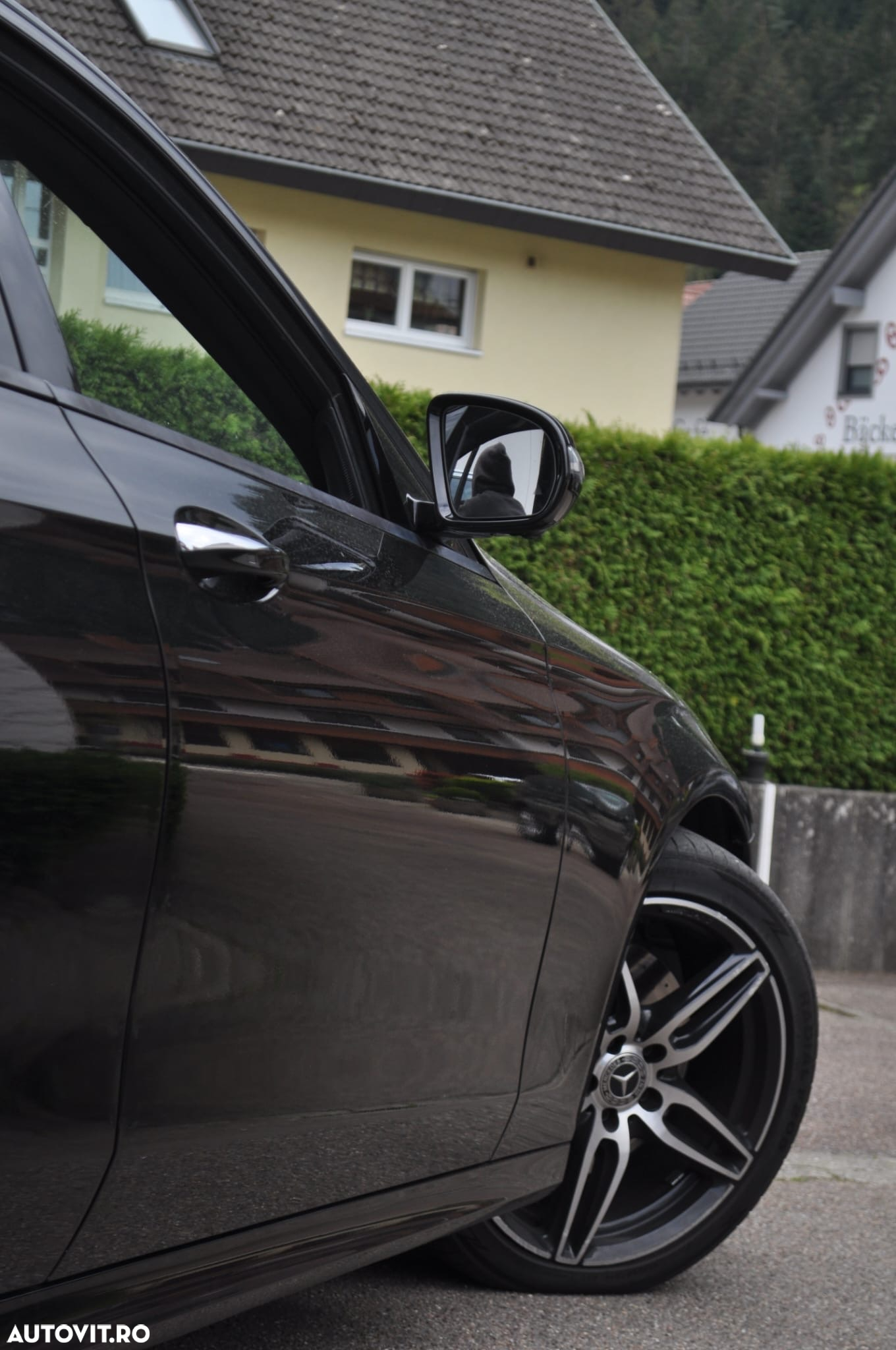 Mercedes-Benz E - 3